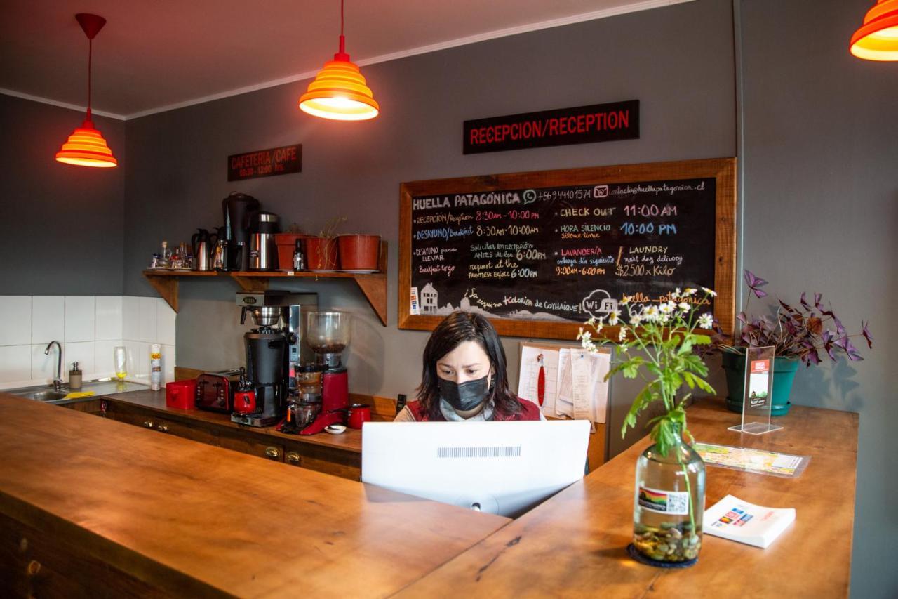 Hostal Esquina Patagonica 코이아이케 외부 사진