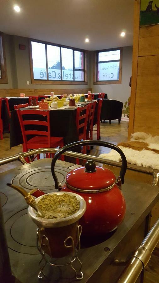 Hostal Esquina Patagonica 코이아이케 외부 사진